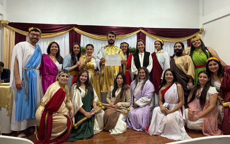 Estudiantes de Derecho de la Filial Mallorquín realizaron simulación de procedimientos judiciales romanos